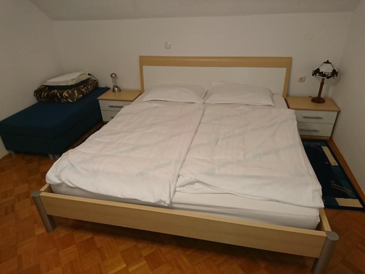 Sobe Janez Bed & Breakfast Križe Екстериор снимка