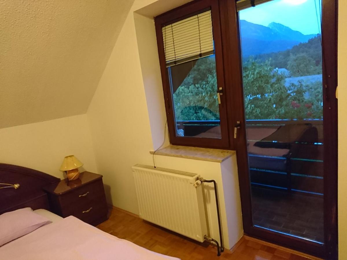 Sobe Janez Bed & Breakfast Križe Екстериор снимка