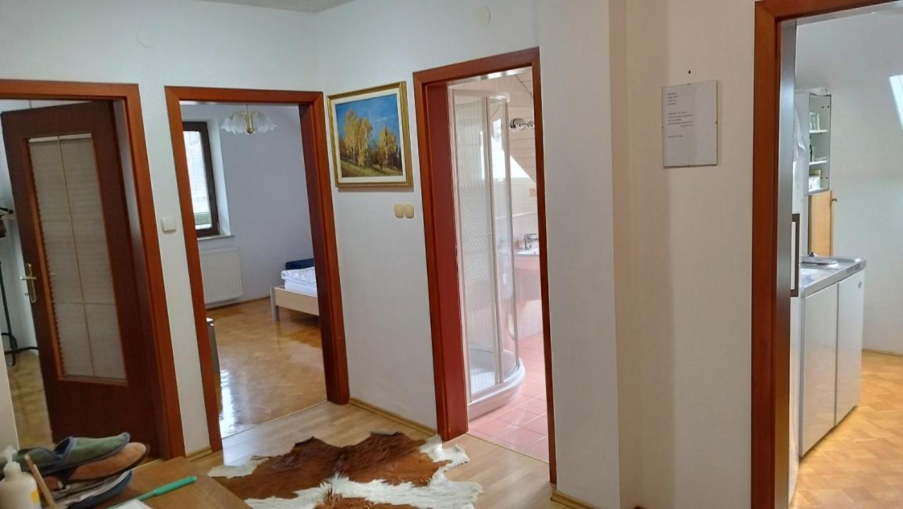 Sobe Janez Bed & Breakfast Križe Екстериор снимка